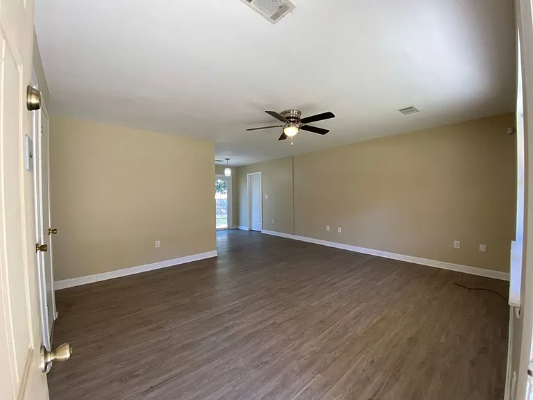 980 White Cir — Photo 16