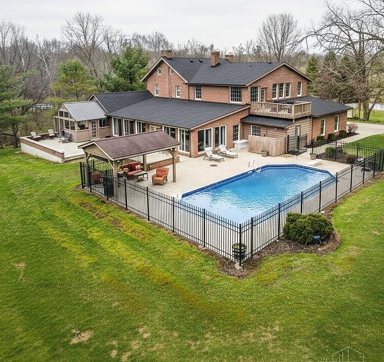 1st image of 1675 Middletown Eaton Rd