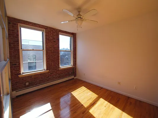 Rented by Sotheby's International Realty | media 4