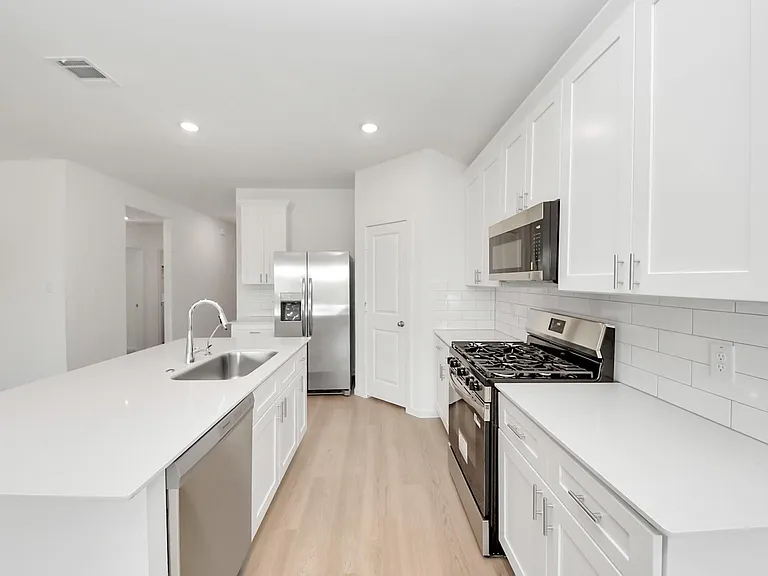 7706 Smooth Valley Ct — Photo 20