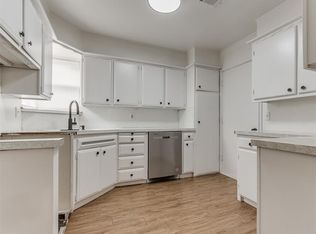 2210 SW 52nd St, Oklahoma City, OK 73119