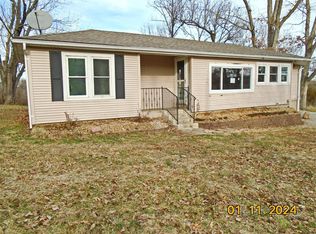 14367 Vineland Rd, De Soto, MO 63020