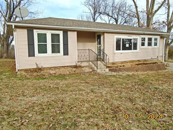 14367 Vineland Rd, De Soto, MO 63020