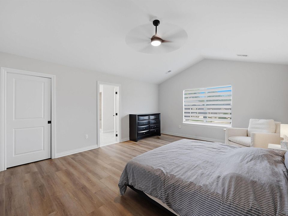 27615 Maryjane Ln E, photo 25