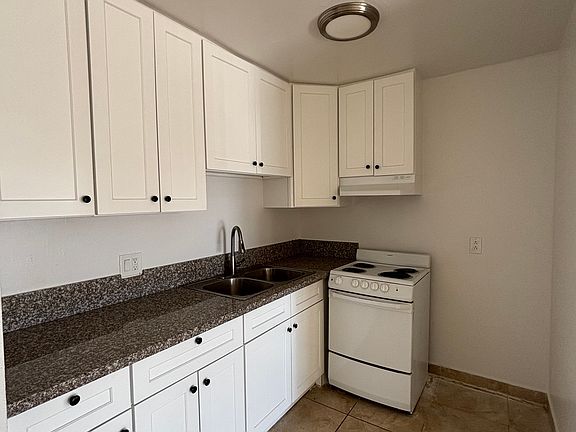 5th image of 7521 Simpson Ave #204