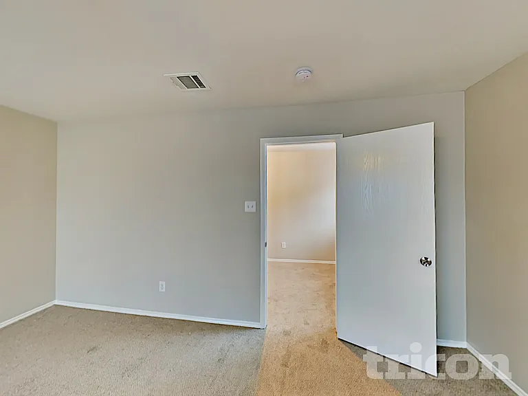 101 Hancock St — Photo 4