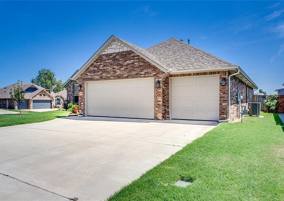 1st image of 3412 Ontario Cir