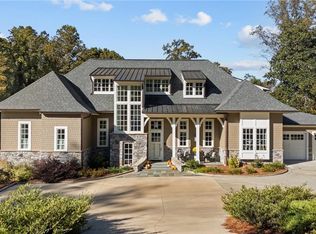 2649 Club Park Rd, Winston Salem, NC 27104