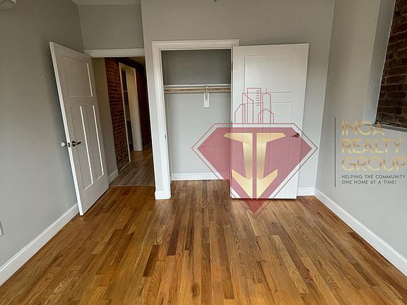 4th image of 42 Clifton Pl #1C