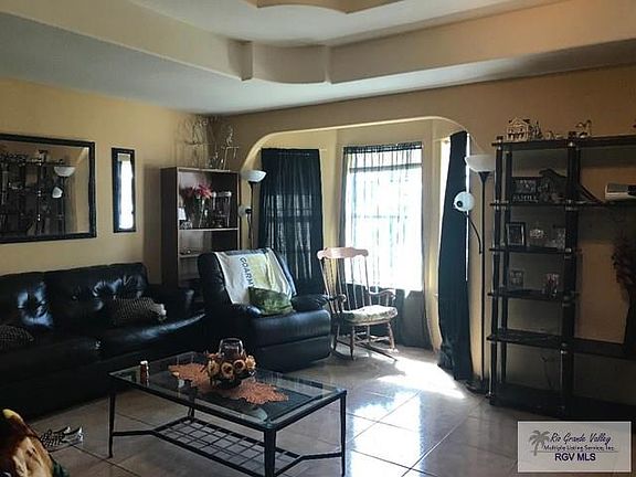 3rd image of 341 Ciruela Ln