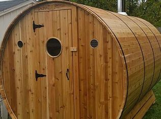 07936 Charlevoix View Dr, Charlevoix, MI 49720