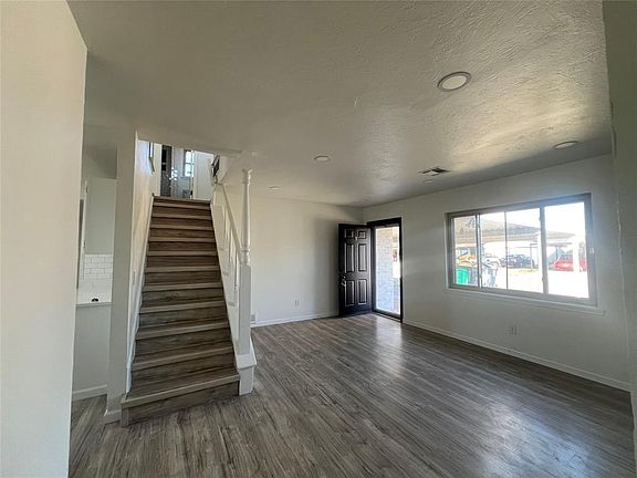 4th image of 6013 S Drexel Ave