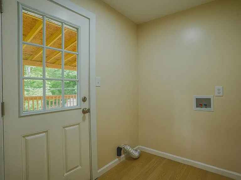 1821 Freeport Rd — Photo 10