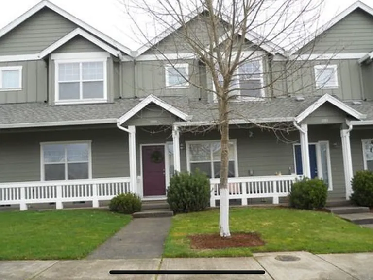 3205 NW Foxtail Pl — Photo 1