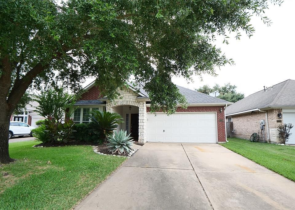 1st image of 21310 Twisted Willow Ln