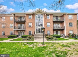 3334 Spring Ln APT B36, Falls Church, VA 22041