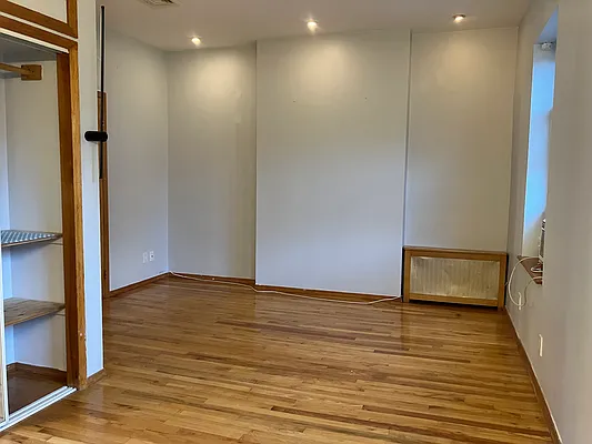 Rented by Dolores Buonocore, LREB | media 17