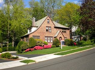 246 Rutgers Pl, Nutley, NJ 07110