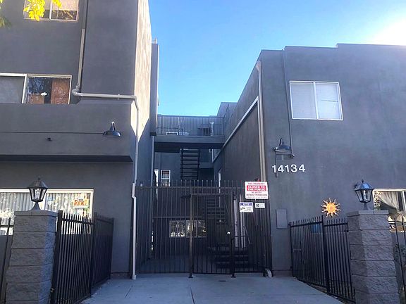 2nd image of 14134 Erwin St #104