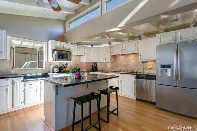 1st image of 3021 Karen Ave