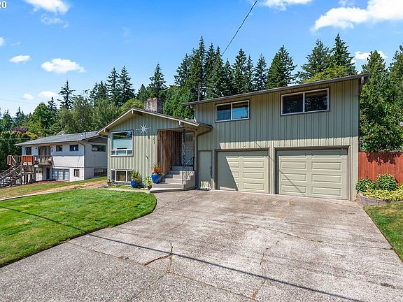 2nd image of 2203 Sunrise St