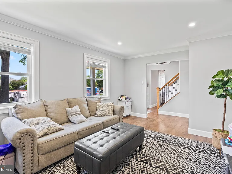2 Lee Ct — Photo 8