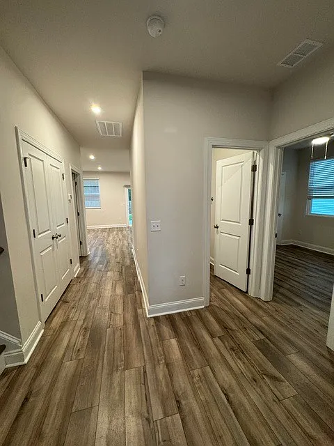5319 Torrance Blvd — Photo 3