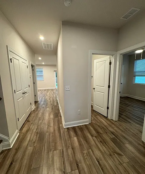 5319 Torrance Blvd — Photo 3