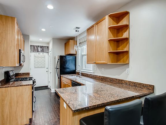 4th image of 3410 N Bell Ave #1