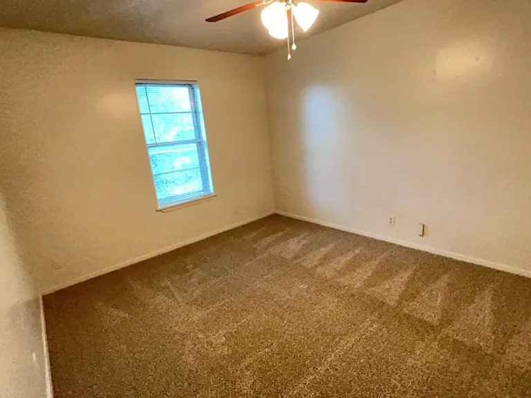 210 Old Tyler Rd #1 — Photo 6