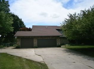 22180 County Road 26, Goshen, IN 46528