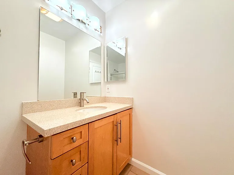 4702 Fulton Ave #209 — Photo 18