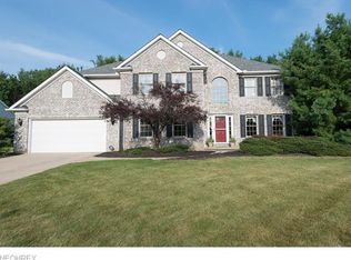 8795 Chaucer Blvd, Broadview Heights, OH 44147