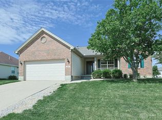 1497 Observatory Dr, Fairborn, OH 45324