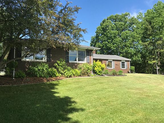 3rd image of 6977 Westbourne Dr