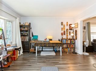 10 Walnut Pkwy, Montclair, NJ 07042