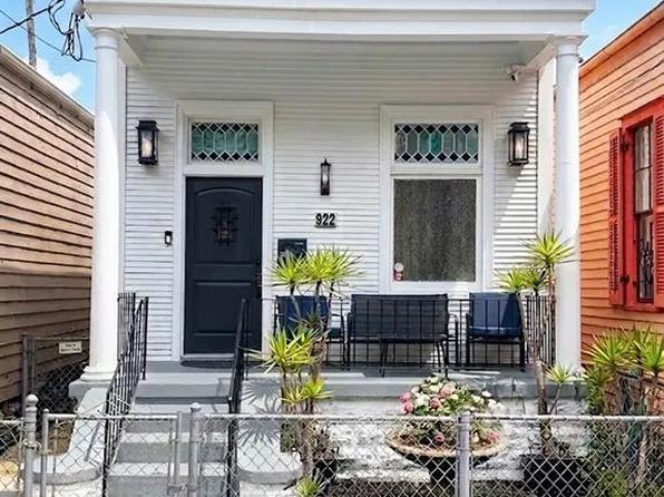 922 9th St, New Orleans, LA 70115