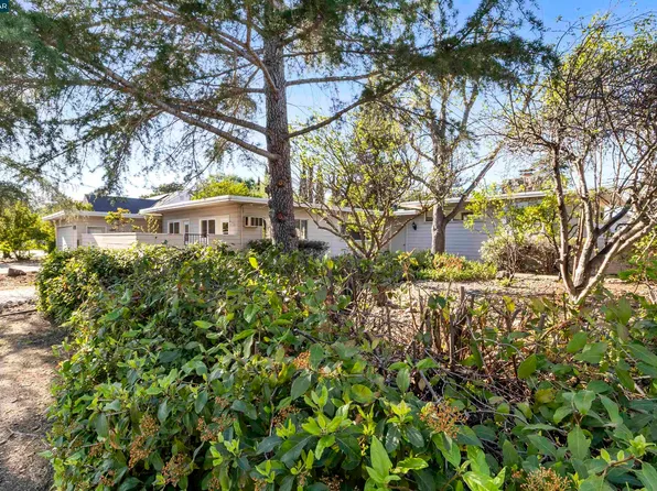 1680 Lilac Dr, Walnut Creek, CA 94595