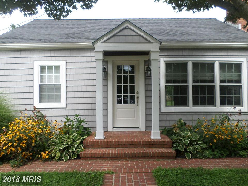 1st image of 311 Holly St