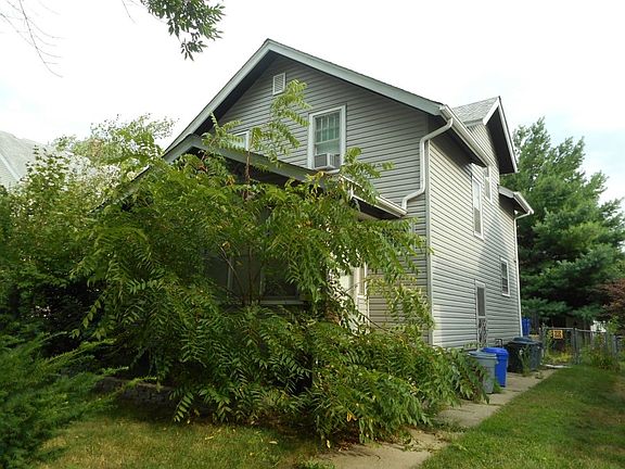 2nd image of 1636 9th Ave