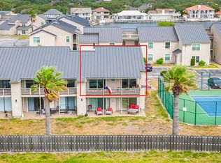 2707 Bayhouse Dr, Rockport, TX 78382