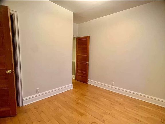 4th image of 35 Christopher St APT 3D