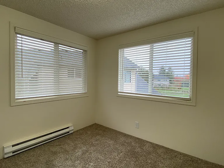 The Park Apartments — Photo 22