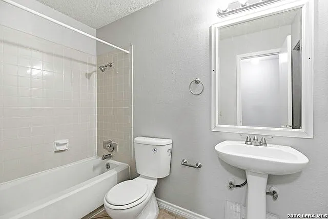 9439 Charter Point — Photo 11
