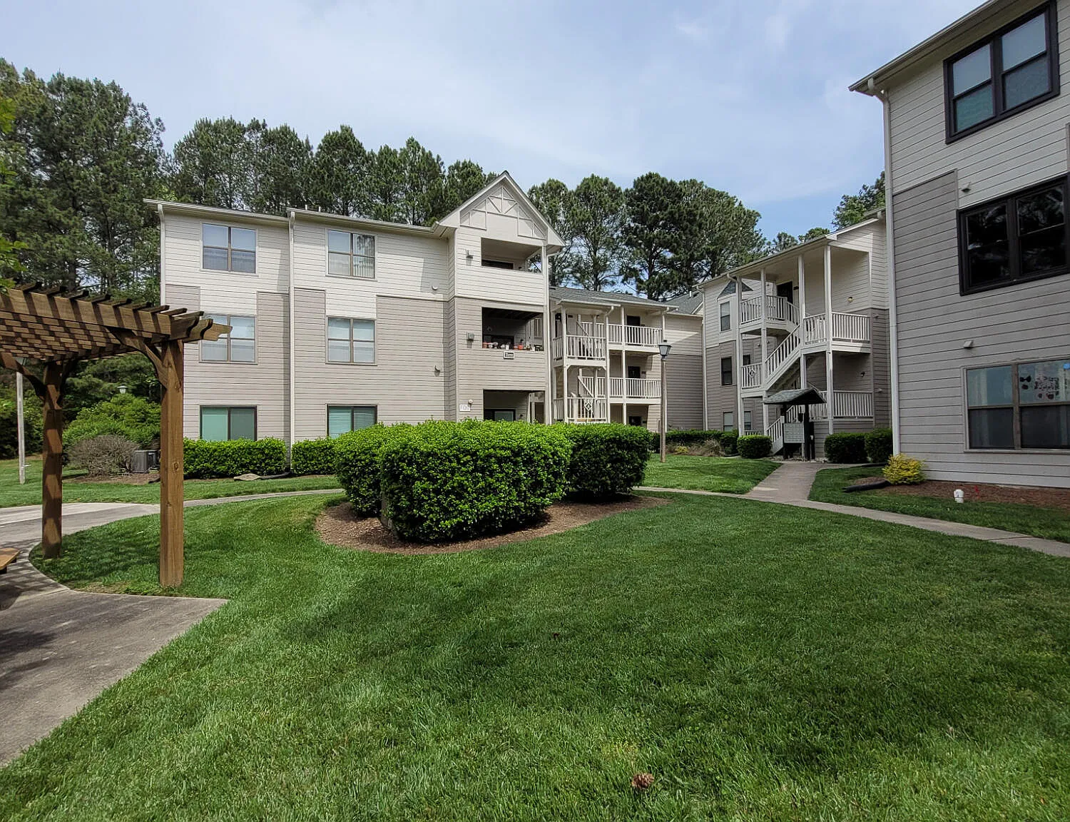 1 bed, 1.0 bath, $1,195 — Photo 1