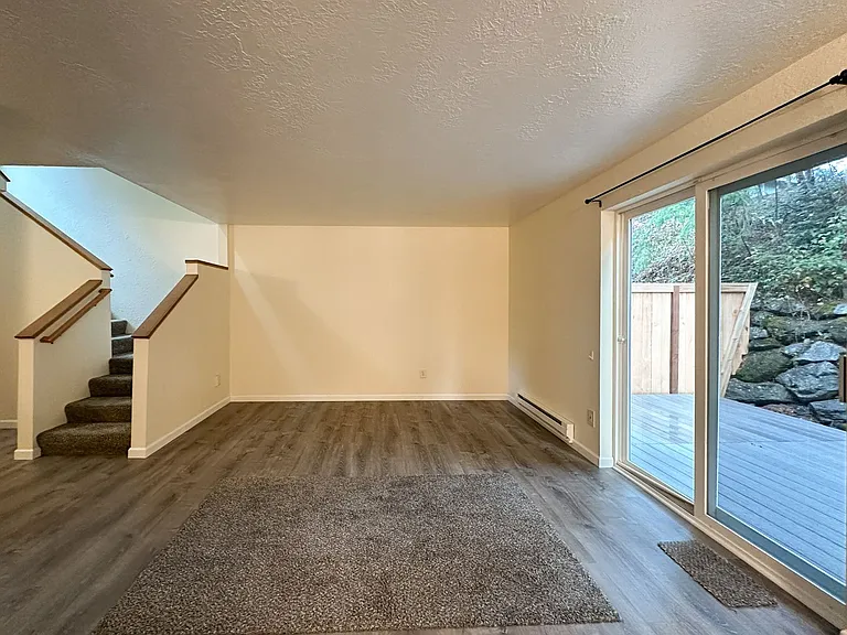 7646 Shilohwood Pl NW — Photo 9