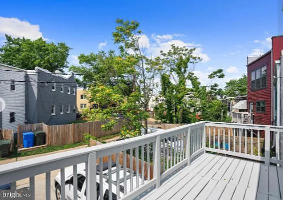 1260 Penn St NE — Photo 18