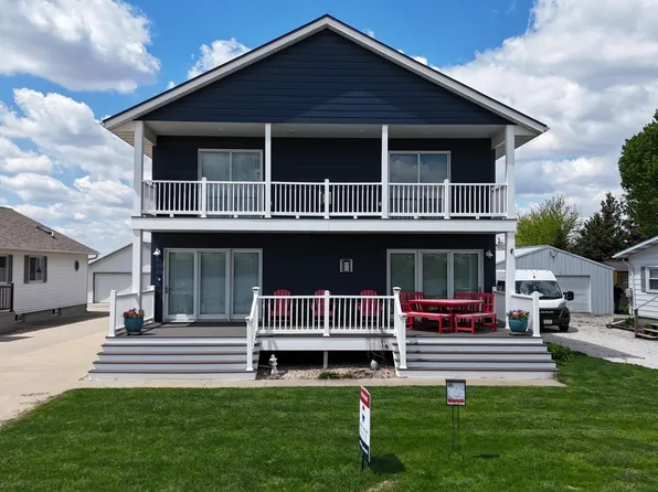 7406 Twin Lakes Rd, Manson, IA 50563