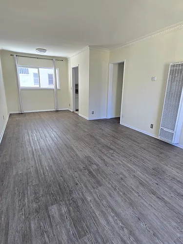 1252 S La Jolla Ave #2 Photo 1