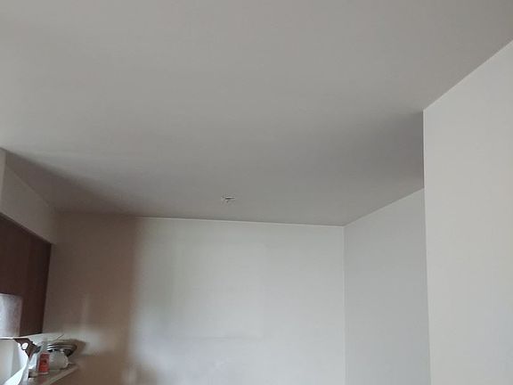 3rd image of 9 Woodridge Ct #3